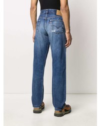 blaue Jeans mit Destroyed-Effekten von RE/DONE