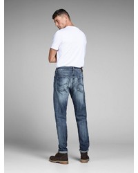 blaue Jeans mit Destroyed-Effekten von Jack & Jones