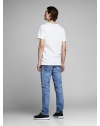 blaue Jeans mit Destroyed-Effekten von Jack & Jones