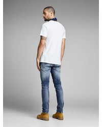 blaue Jeans mit Destroyed-Effekten von Jack & Jones