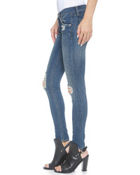 blaue Jeans mit Destroyed-Effekten von Rag & Bone