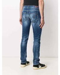 blaue Jeans mit Destroyed-Effekten von Dondup