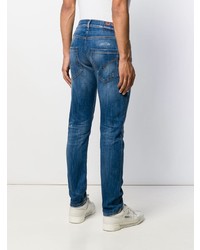 blaue Jeans mit Destroyed-Effekten von Dondup