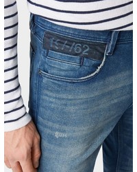 blaue Jeans mit Destroyed-Effekten von Tom Tailor