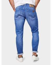 blaue Jeans mit Destroyed-Effekten von Tom Tailor