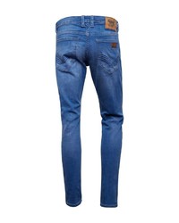 blaue Jeans mit Destroyed-Effekten von Tom Tailor