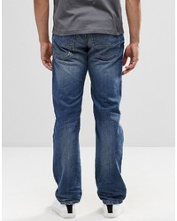 blaue Jeans mit Destroyed-Effekten von Diesel