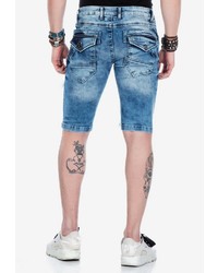 blaue Jeansshorts mit Destroyed-Effekten von Cipo & Baxx