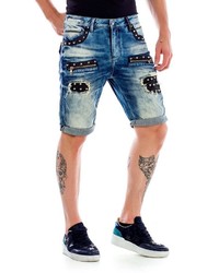 blaue Jeansshorts mit Destroyed-Effekten von Cipo & Baxx