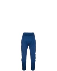 blaue Jogginghose von Nike