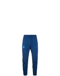 blaue Jogginghose von Nike