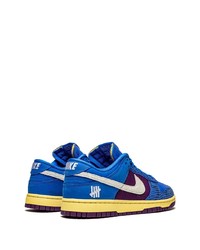 blaue Leder niedrige Sneakers mit Schlangenmuster von Nike
