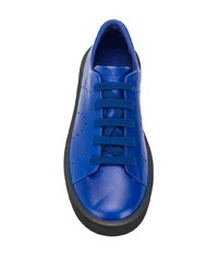 blaue Leder niedrige Sneakers von Camper