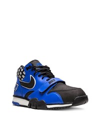 blaue niedrige Sneakers von Nike