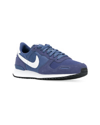 blaue niedrige Sneakers von Nike