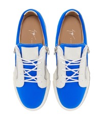 blaue niedrige Sneakers von Giuseppe Zanotti