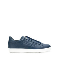 blaue niedrige Sneakers von Ea7 Emporio Armani