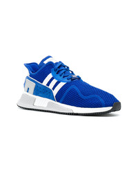 blaue niedrige Sneakers von adidas