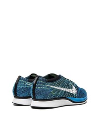 blaue niedrige Sneakers von Nike