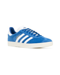 blaue niedrige Sneakers von adidas