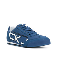 blaue niedrige Sneakers von Calvin Klein Jeans