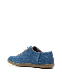 blaue niedrige Sneakers von Camper