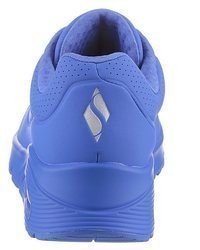 blaue niedrige Sneakers von Skechers