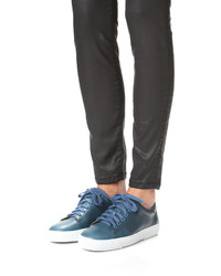 blaue niedrige Sneakers von A.P.C.