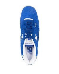 blaue niedrige Sneakers von New Balance