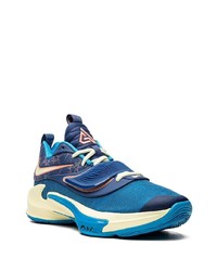 blaue niedrige Sneakers von Nike