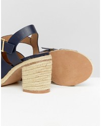 blaue Sandaletten von Asos