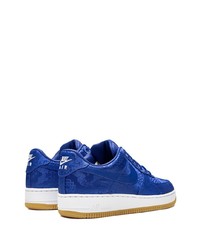 blaue Satin niedrige Sneakers von Nike