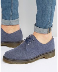 blaue Schuhe aus Segeltuch von Dr. Martens