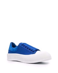 blaue Segeltuch niedrige Sneakers von Alexander McQueen