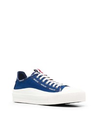 blaue Segeltuch niedrige Sneakers von Moncler
