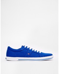 blaue Segeltuch niedrige Sneakers von Tommy Hilfiger