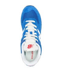 blaue Sportschuhe von New Balance