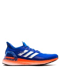 blaue Sportschuhe von adidas