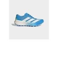 blaue Sportschuhe von adidas Terrex