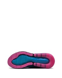 blaue Sportschuhe von Nike