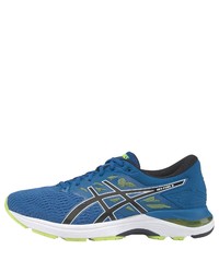 blaue Sportschuhe von Asics