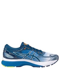 blaue Sportschuhe von Asics