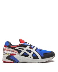 blaue Sportschuhe von Asics