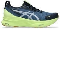 blaue Sportschuhe von Asics