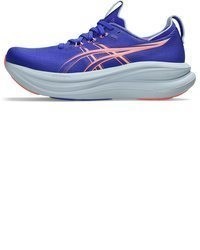 blaue Sportschuhe von Asics