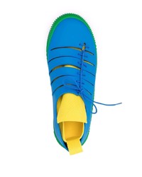 blaue Sportschuhe von Bottega Veneta