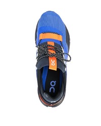 blaue Sportschuhe von ON Running