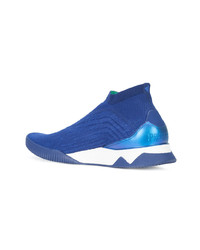 blaue Sportschuhe von adidas