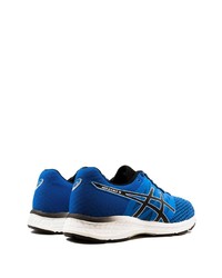 blaue Sportschuhe von Asics