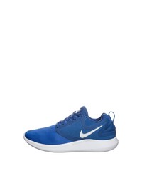 blaue Sportschuhe von Nike